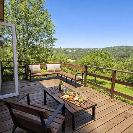 Casa vacanze échappée Quercynoise, Pause Nature Et Détente *